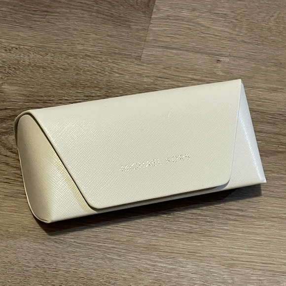 Michael Kors Glasses Case with Microfiber Cleaning Cloth - Brand New